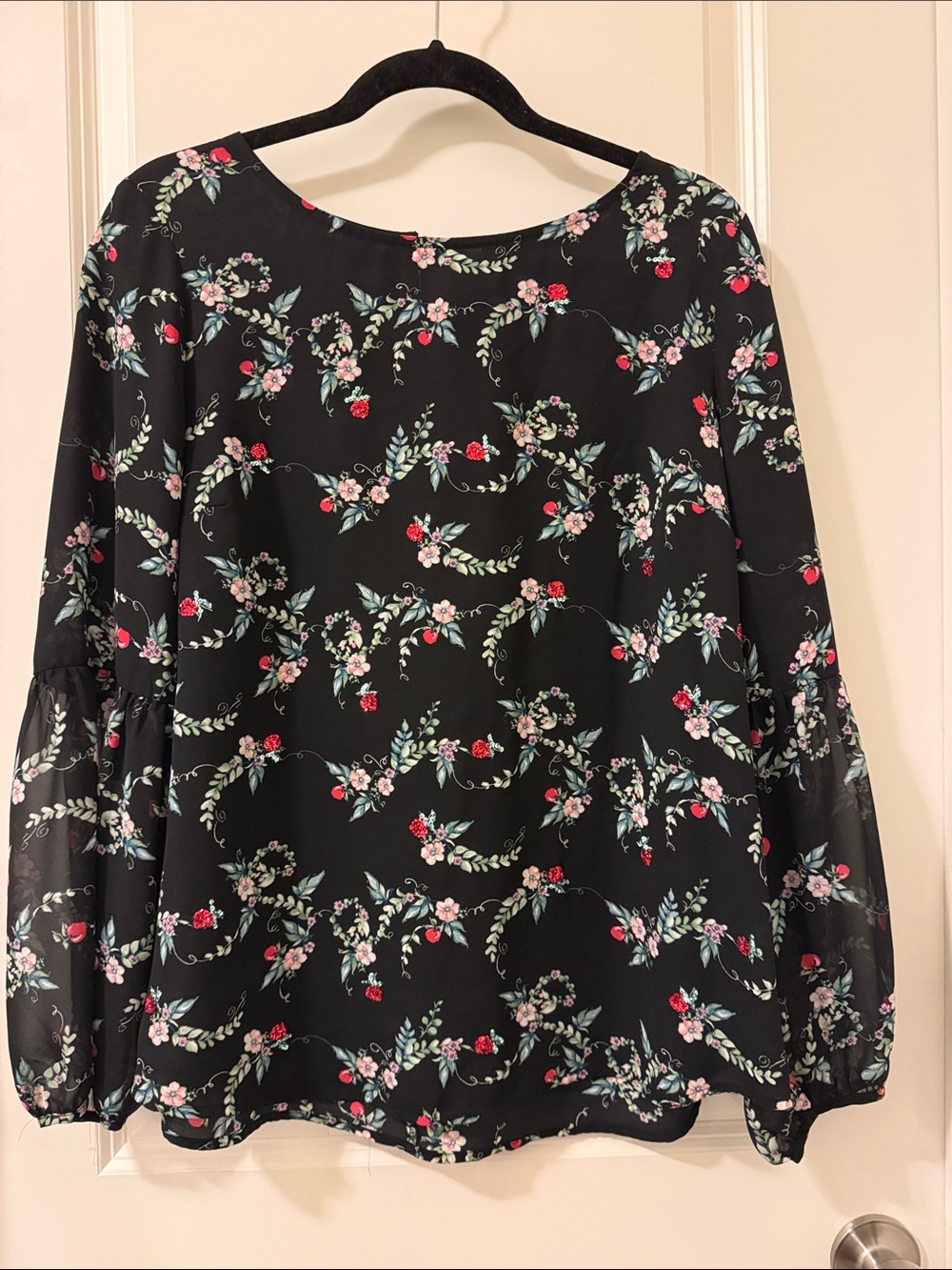 LC Lauren Conrad Black Floral Puff-Sleeve Blouse